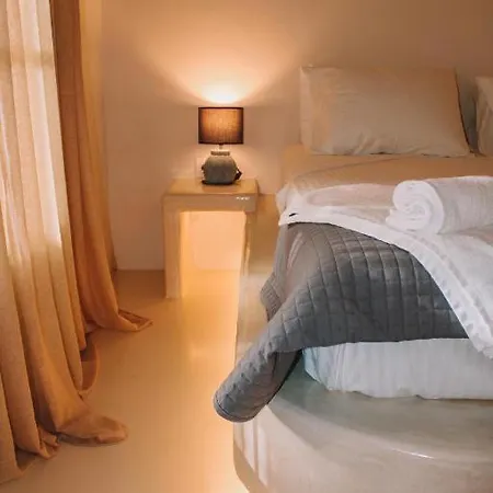 Cycladic Charm Naousa (Paros)