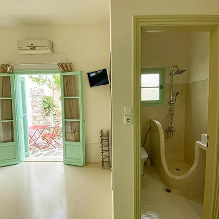 Cycladic Charm Hotel Naousa (Paros)
