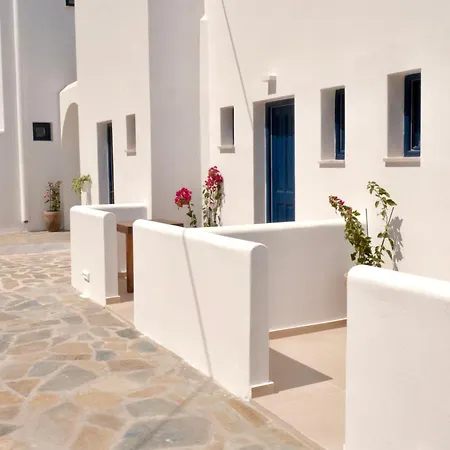 Cycladic Charm Naousa (Paros)