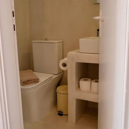 Szálloda Cycladic Charm Náusza