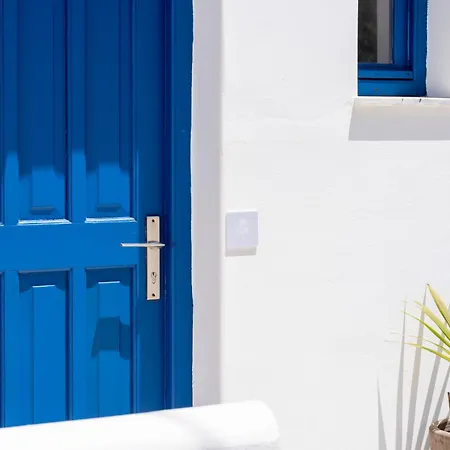 Cycladic Charm מלון נאוסה
